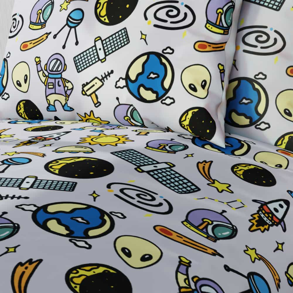 Space Objects Reversible Duvet Bed Set - Kidz Bedding