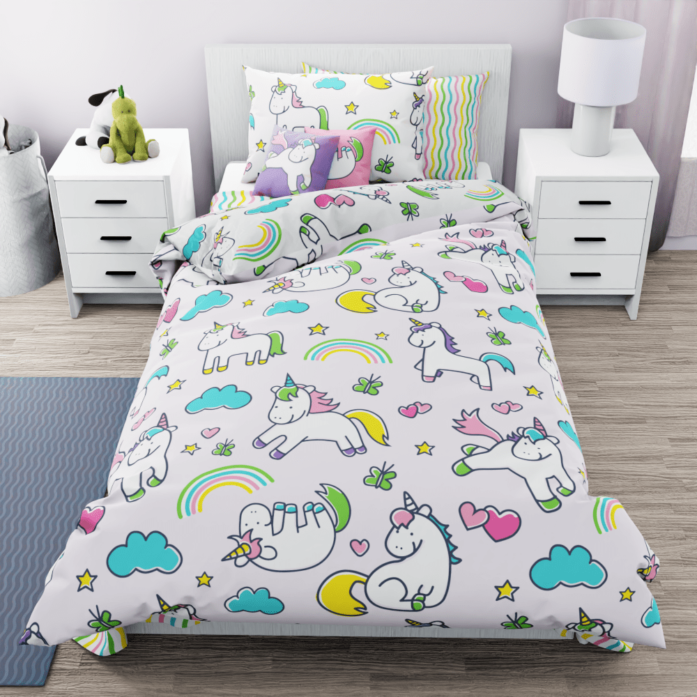 Unicorns Playing Reversible Duvet Bed Set - Kidz Bedding